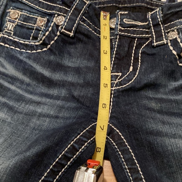 Miss Me Cropped Jeans - Picture 7 of 9